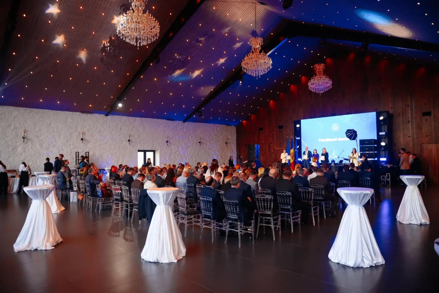 Conferință la Lago Event Park, lacul Dănceni