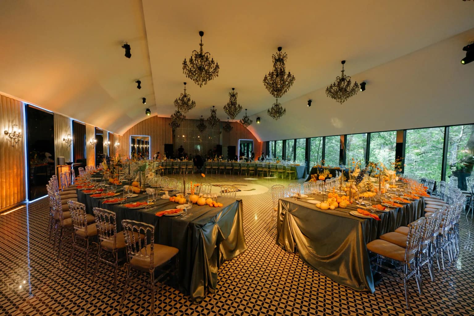 Sala Panoramică, Villa Garden